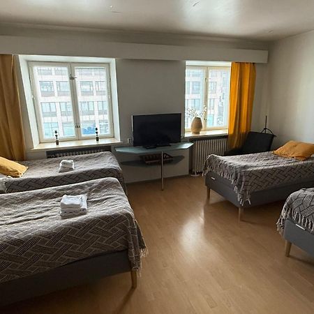 Lentaevae Kalakukko -Veturi B&B Kuopio Esterno foto