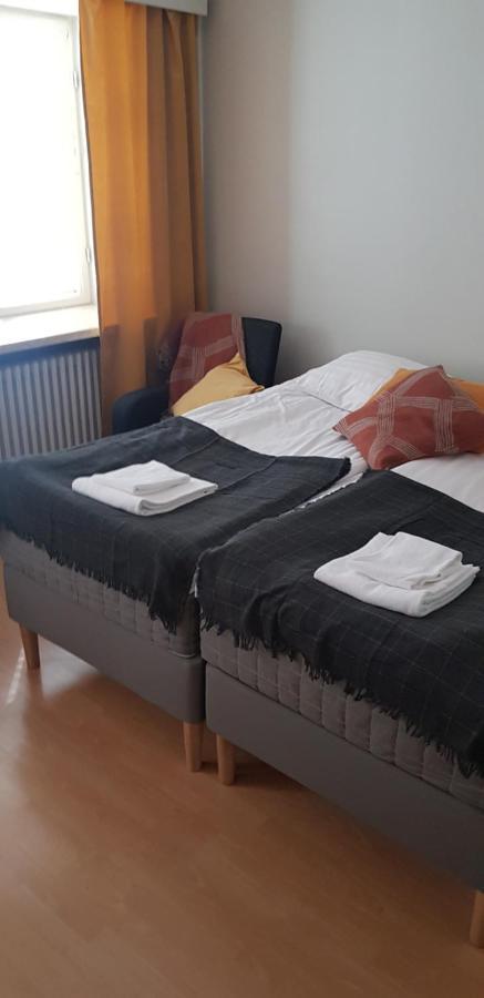 Lentaevae Kalakukko -Veturi B&B Kuopio Esterno foto