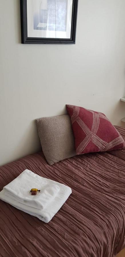 Lentaevae Kalakukko -Veturi B&B Kuopio Esterno foto